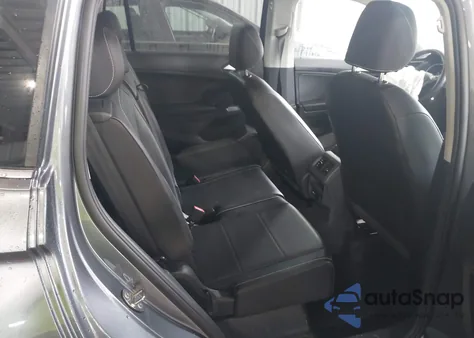 2021 Volkswagen Tiguan 2.0T Se/2.0T Se R-Line Black/2.0T Sel from USA, damaged, VIN 3VV2B7AX2MM111385